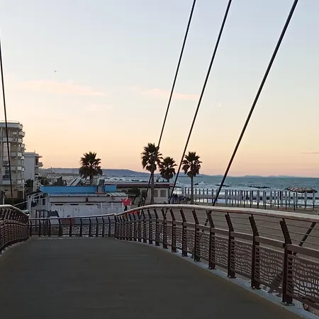 Aurora דירה *
